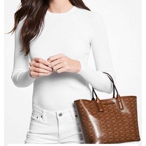 Brand Michael Kors